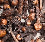Laung (Cloves)